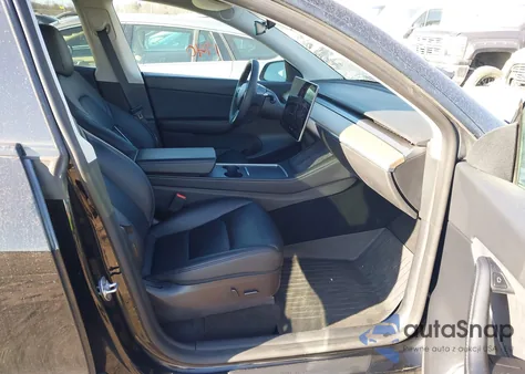 2022 Tesla Model Y Long Range Dual Motor All-Wheel Drive from USA, damaged, VIN 7SAYGDEE1NF447815